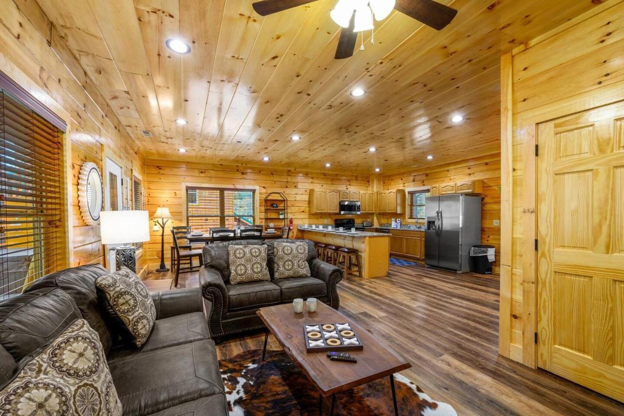 5Bd5B Escape Cabin With 2 Hottubs, Thtr &Game Rm,1Mi To The Parkway! 4Mi To Dollywood - Spring Deal Pigeon Forge Exterior foto