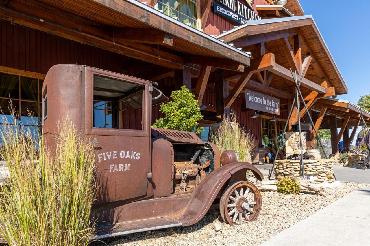 5Bd5B Escape Cabin With 2 Hottubs, Thtr &Game Rm,1Mi To The Parkway! 4Mi To Dollywood - Spring Deal Pigeon Forge Exterior foto